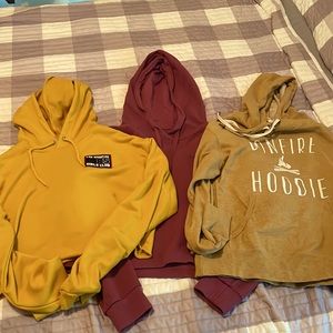 Bundle lightweight hooded sweatshirts shirts mustard bonfire boutique Nike